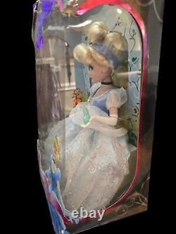 Disney Princess Cinderella Porcelain Doll Brass Key Keepsakes NEW 2007 Stunning