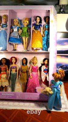 Disney Princess Classic Doll Collection Giftset 2021 Disney Store 12 Dolls+wendy
