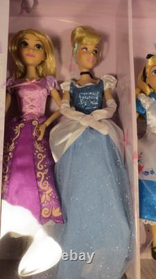 Disney Princess Classic Doll Collection Giftset 2021 Disney Store 12 Dolls+wendy Disney Princess Classic Doll Collection Giftset 2021 Disney Store 12 Dolls+wendy