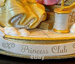 Disney Princess Club Castle Princesses on Staircase Music Box / Snow Globe NIB