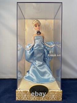 Disney Princess Designer Collection Cinderella Collector Doll (6687 8000)