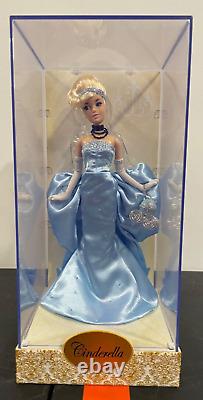 Disney Princess Designer Collection Cinderella Collector Fashion Doll 3627/8000