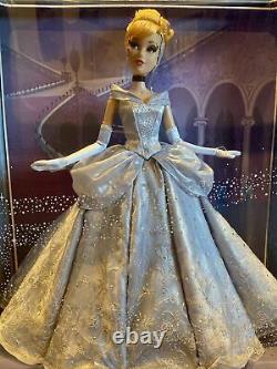 Disney Saks Fifth Avenue Cinderella 17 Doll Limited Edition 2500 NIB