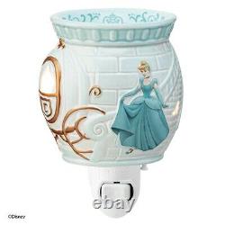 Disney Scentsy Cinderella Carriage Warmer With 2 Wax Bars Scent Spray And More