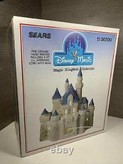 Disney Sears Cinderella Castle Magic Kingdom Ceramic Light Up New in Box 30700