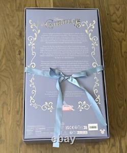 Disney Store Cinderella Walt Disney World 75Y Anniversary Limited Edition Doll