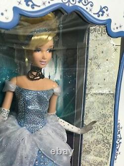 Disney Store Limited Edition Cinderella 17 Doll, NEW, BLUE DRESS, COLLECTIBLE