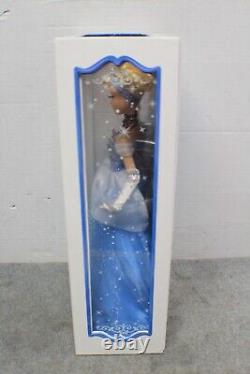 Disney Store Limited Edition Cinderella Doll 17 1 out of 5000 (201/5000)