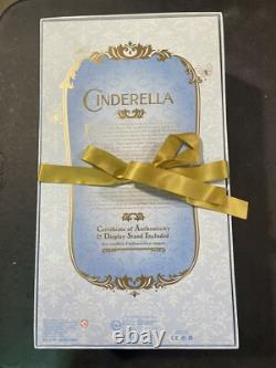 Disney Store Limited Edition Doll Cinderella Live Action 17 Le 4000 Lily James