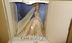 Disney Store Limited Edition Platinum Cinderella Wedding 17 Doll