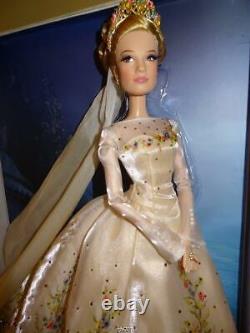 Disney Store Limited Edition Platinum Cinderella Wedding 17 Doll