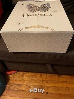 Disney Store Limited Edition Platinum Cinderella Wedding 17 Doll LE 500