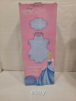 Disney Store Princess CINDERELLA SINGING Doll in Blue NIB New Rare