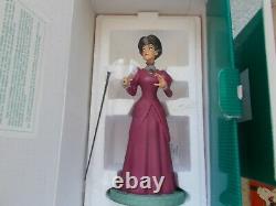 Disney WDCC CINDERELLA Figurine LADY TREMAINE'S Stepmother, Tea is Served, Catnap