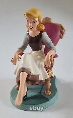 Disney WDCC Cinderella 50th anniversary Fit for a Princess new withbox & COA