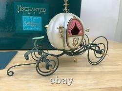 Disney WDCC Enchanted Places An Elegant Coach for Cinderella with COA
