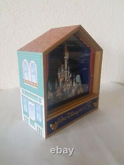 Disney World 50th Anniversary Music Box Mickey Mouse & Friends Cinderella Castle