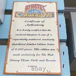 Disney parks Pirates Of The Caribbean figurine LE 2000 watch set Box