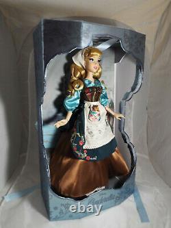 Disney store LIMITED EDITION 17'' Cinderella in Rags doll