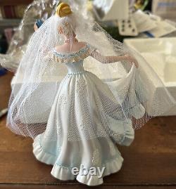 Enesco Disney Showcase Collection Cinderella Wedding Figurine 4045443 NEW