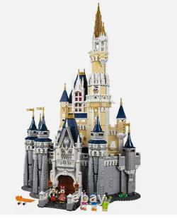 LEGO 71040 Disney Cinderella Castle 4080 Pieces Magic Kingdom New in Box