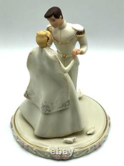 LENOX Cinderella's Wedding Day Cake Topper The Disney Showcase Collection