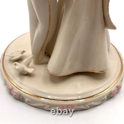 LENOX Cinderella's Wedding Day Cake Topper The Disney Showcase Collection