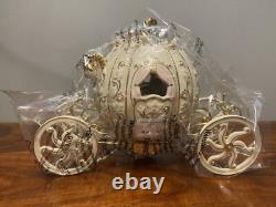 LENOX Disney Cinderella Porcelain Light Up Stage Coach Carriage Wedding Decor