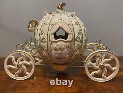 LENOX Disney Cinderella Porcelain Light Up Stage Coach Carriage Wedding Decor