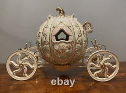 LENOX Disney Cinderella Porcelain Light Up Stage Coach Carriage Wedding Decor