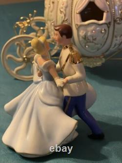 LENOX Disney Cinderella's Enchanted Lighted Coach and Cinderella & PrinceNEW