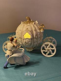 LENOX Disney Cinderella's Enchanted Lighted Coach and Cinderella & PrinceNEW