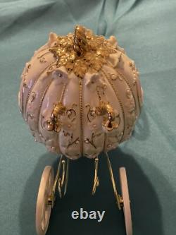 LENOX Disney Cinderella's Enchanted Lighted Coach and Cinderella & PrinceNEW