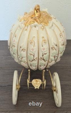 Lenox Disney Cinderella's Enchanted Coach Figurine 868804 Light-Up Porcelain NIB