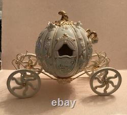 Lenox Disney Cinderella's Enchanted Coach Lighted Pumpkin Carriage Figurine NEW