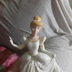 Lenox Disney Showcase Collection CINDERELLA G-1 Figurine #1510