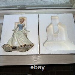 Lenox Disney Showcase Collection Cinderella Figurine Brand New