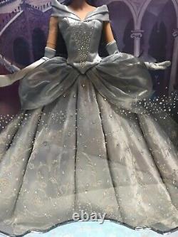 Limited Edition Cinderella Saks Doll Nrfb With Shipper