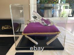 Master Replicas 2004 Walt Disney Cinderella Glass Slipper Limited Edition withCOA