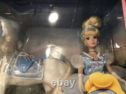 NEW DISNEY CINDERELLA PORCELAIN KEEPSAKE DOLL & HORSE From Brass Key 2003