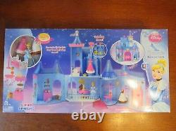 NEW Disney Princess CINDERELLA FAIRYTALE CASTLE MagiClip Doll Dresses, Furniture