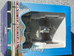 NEW Disney World CASTLE PLAY SET Cinderella Princess Friends Figurines Lights