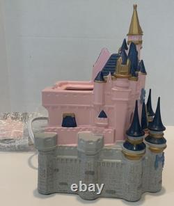 NEW Scentsy Walt Disney World 50th Anniversar Cinderella Castle Wax Warmer withWax