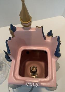 NEW Scentsy Walt Disney World 50th Anniversar Cinderella Castle Wax Warmer withWax
