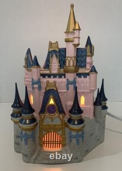 NEW Scentsy Walt Disney World 50th Anniversar Cinderella Castle Wax Warmer withWax