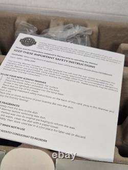 NEW Walt Disney World 50th Anniversary Cinderella Castle SCENTSY Warmer. Fastship