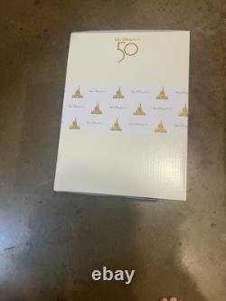 NEW Walt Disney World 50th Anniversary Cinderella Castle SCENTSY Warmer & Wax