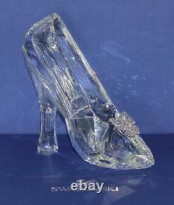 New Disney Live Action Cinderella Swarovski Glass Slipper LE 400 Life Size #276