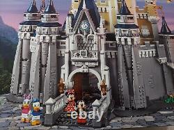 New LEGO Disney Cinderella Castle 71040 Walt Disneyworld Disneyland Mickey Mouse