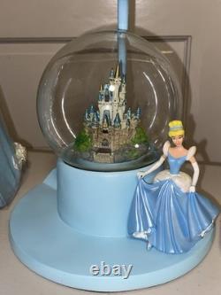 New Rare Vtg Disney Cinderella castle Enchanted Lamp night light Princess
